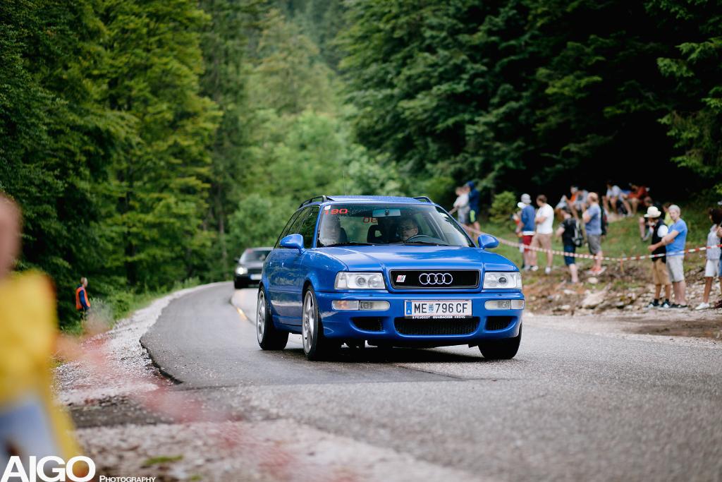 548425RS2997.jpg