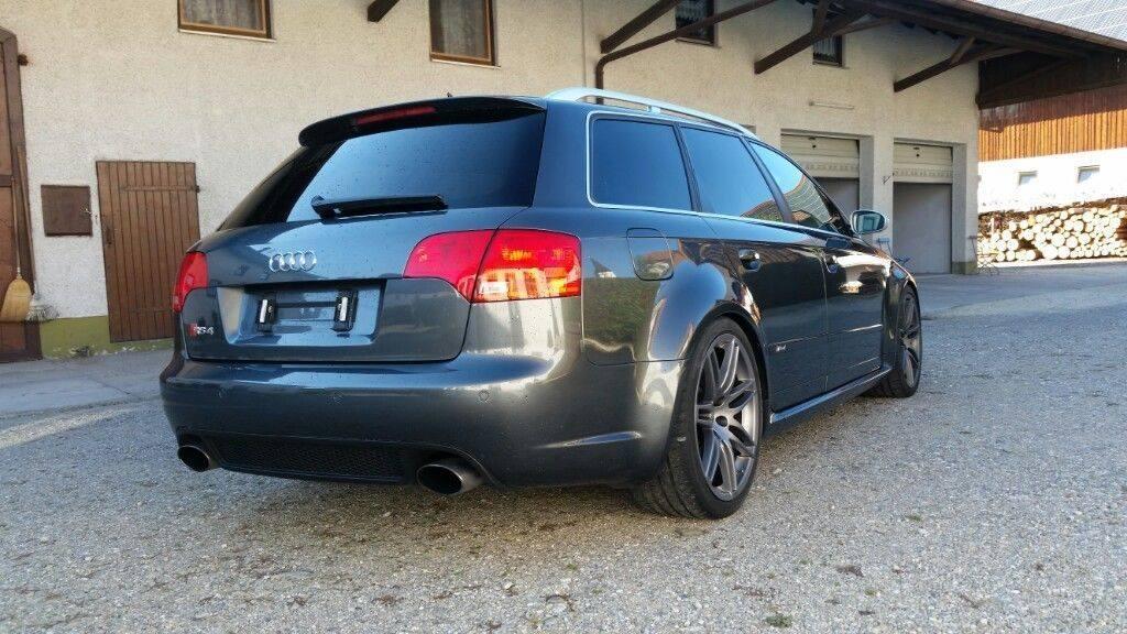 548792AUDIRS42391.jpg