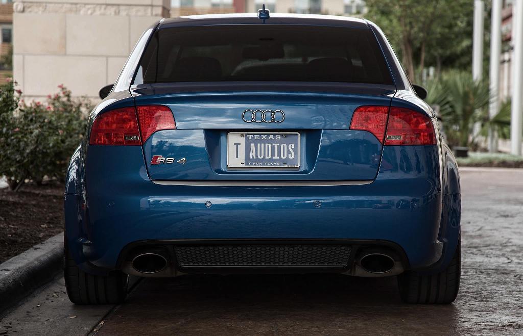 549573AUDIRS41544.jpg
