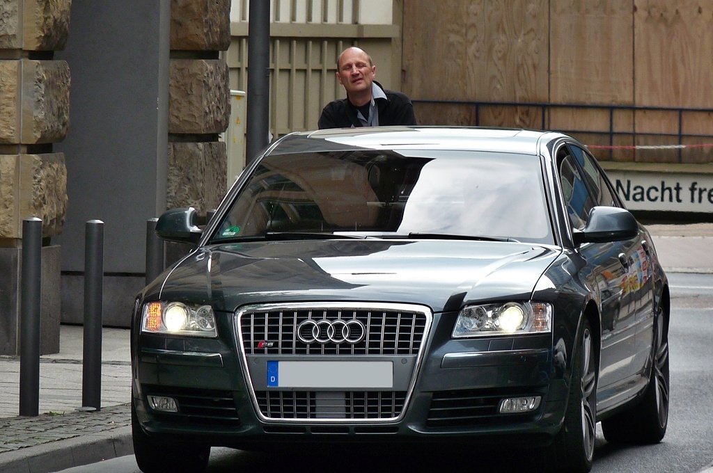550138543S8D3.jpg