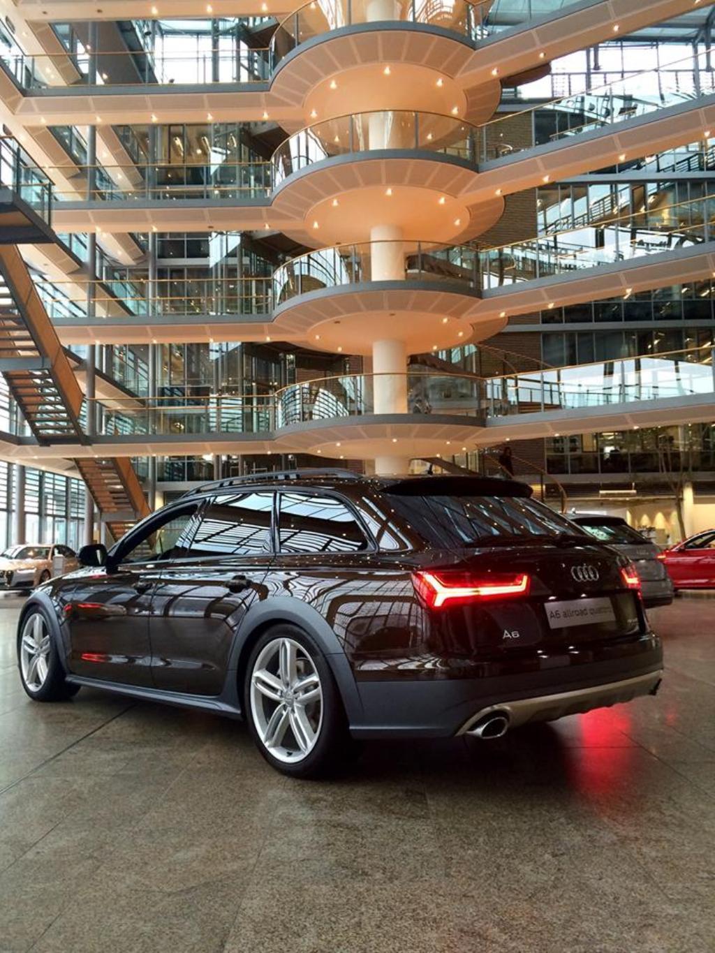 551523840AUDIA6C7ALLROAD.jpg