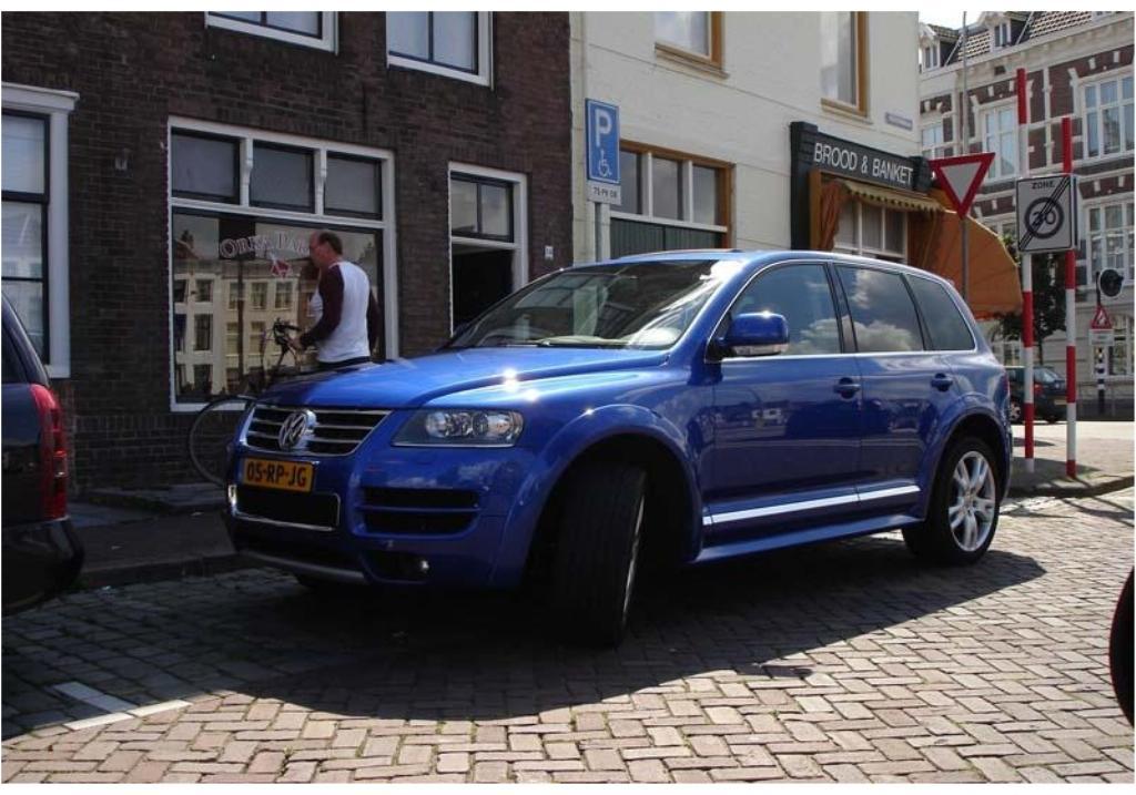 552449W12TOUAREG442.jpg