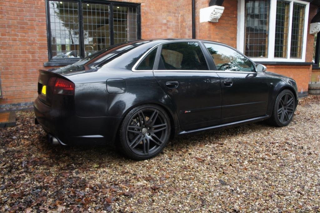 553076AUDIRS41161.jpg