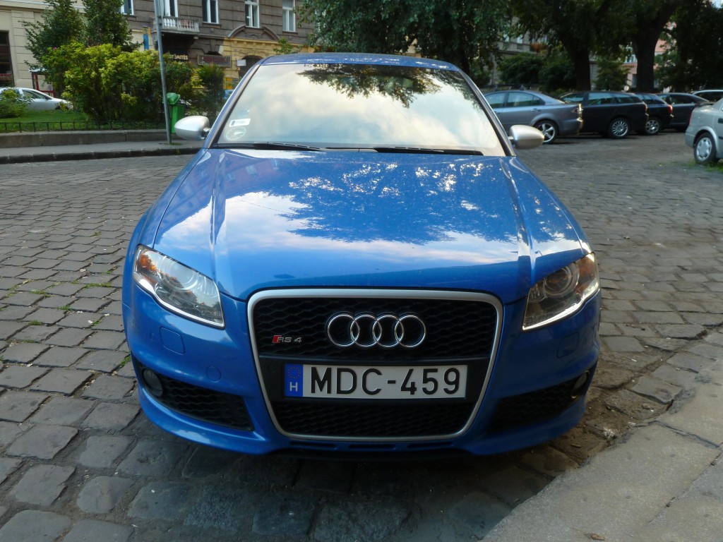 554144AUDIRS4856.jpg