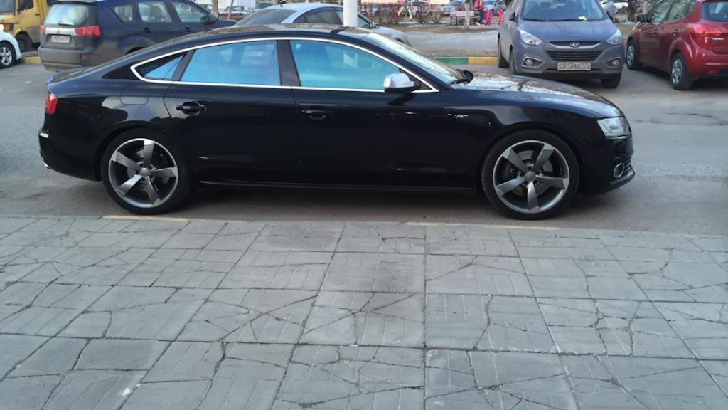 554291873S5SPORTBACK.jpg