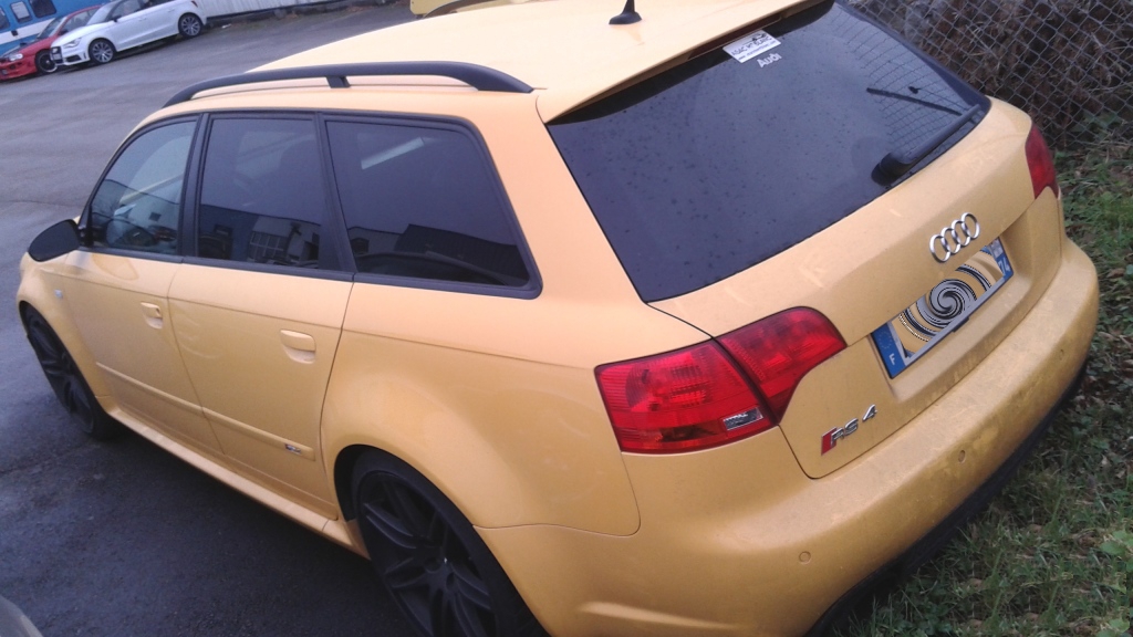 554765AUDIRS42364.jpg