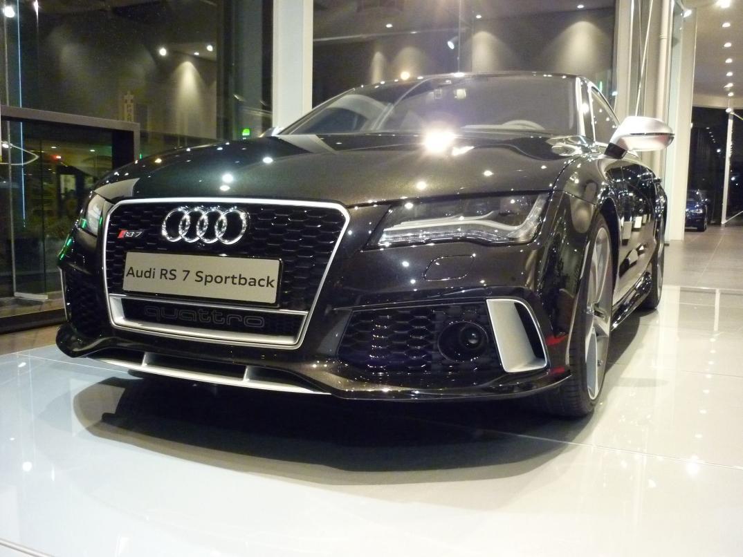 555267RS7364.jpg