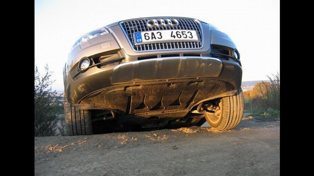 556421178AUDIA6C6ALLROAD.jpg