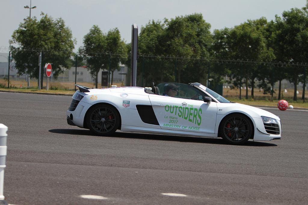 557696R8GT1929.jpg
