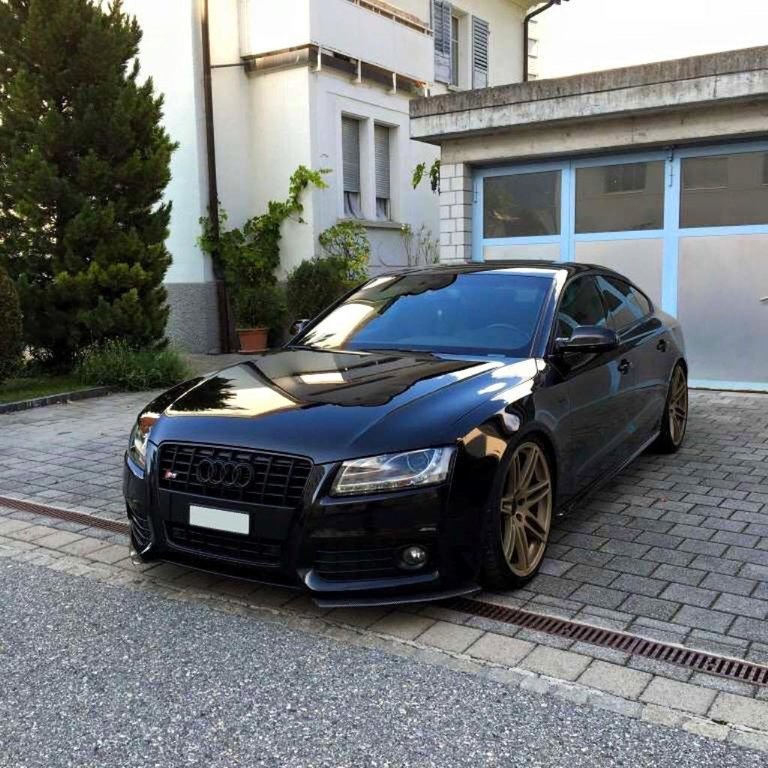 558181860S5SPORTBACK.jpg