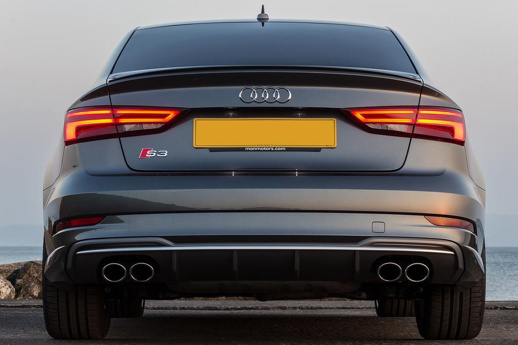 558751S38V3313.jpg