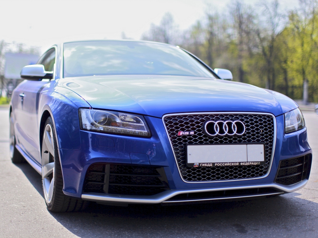 558806AUDIRS5447.jpg