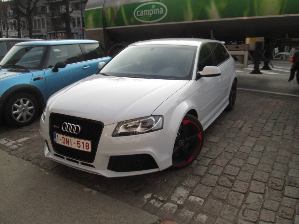 559921717RS3.jpg
