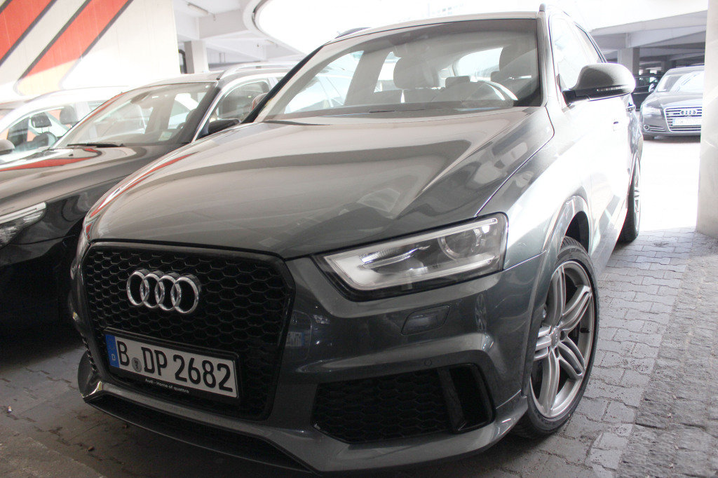560087RSQ3303.jpg