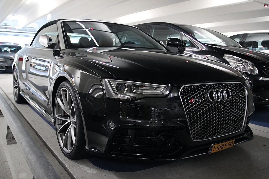 560161646RS5CABRIOLET.jpg