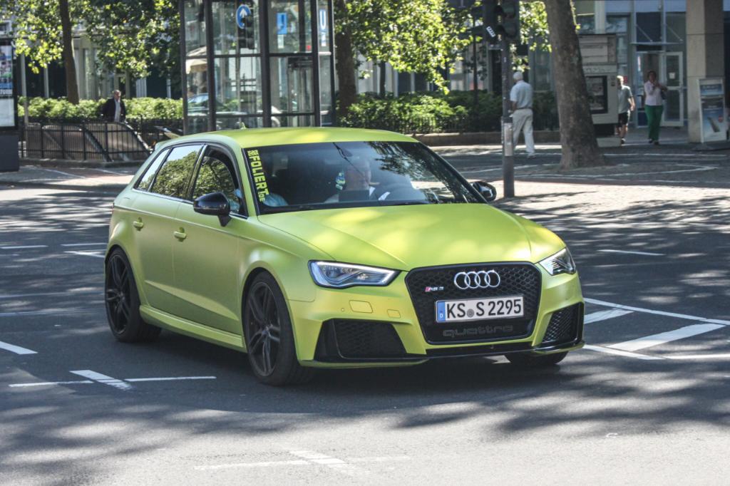 560957RS38V1521.jpg