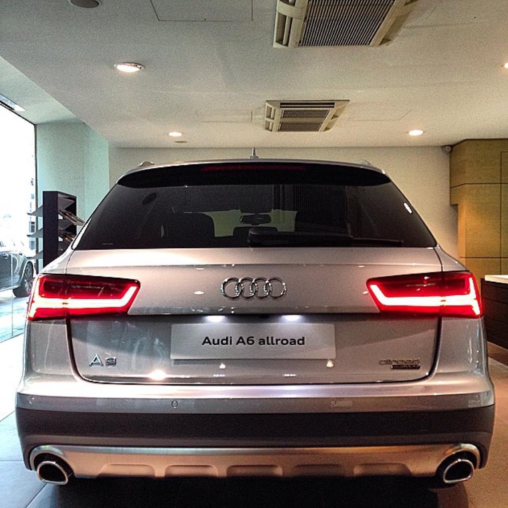 563679696AUDIA6C7ALLROAD.jpg