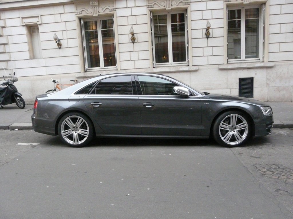 563860S8D4254.jpg