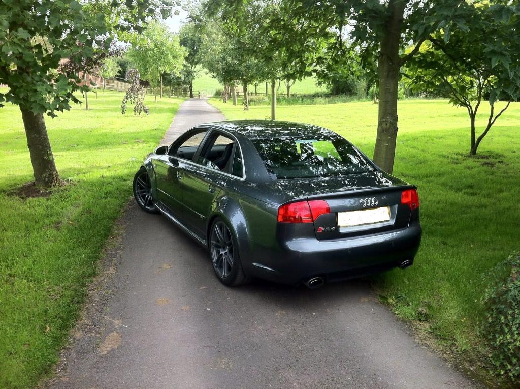 565475AUDIRS41393.jpg