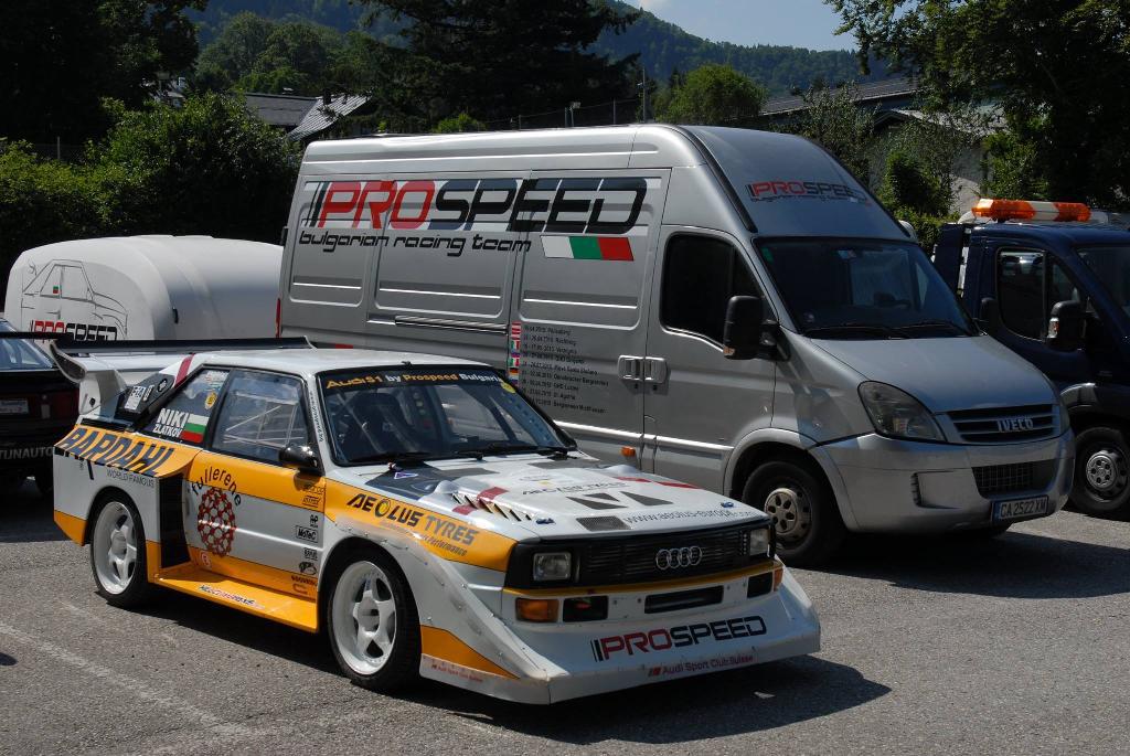 565675URQUATTRO1206.jpg