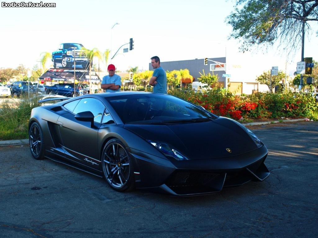 566555936LAMBORGHINI570.jpg