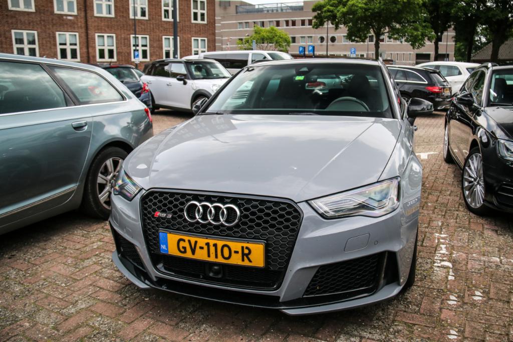 567221RS38V2734.jpg