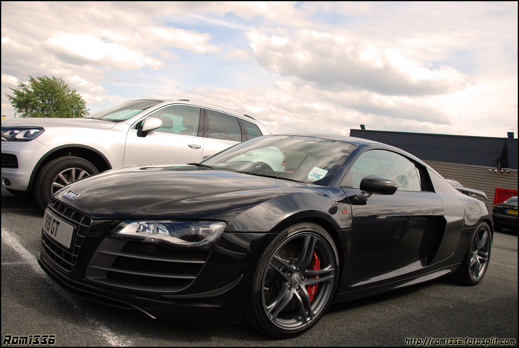 567403R8GT039ESQUIROU.jpg