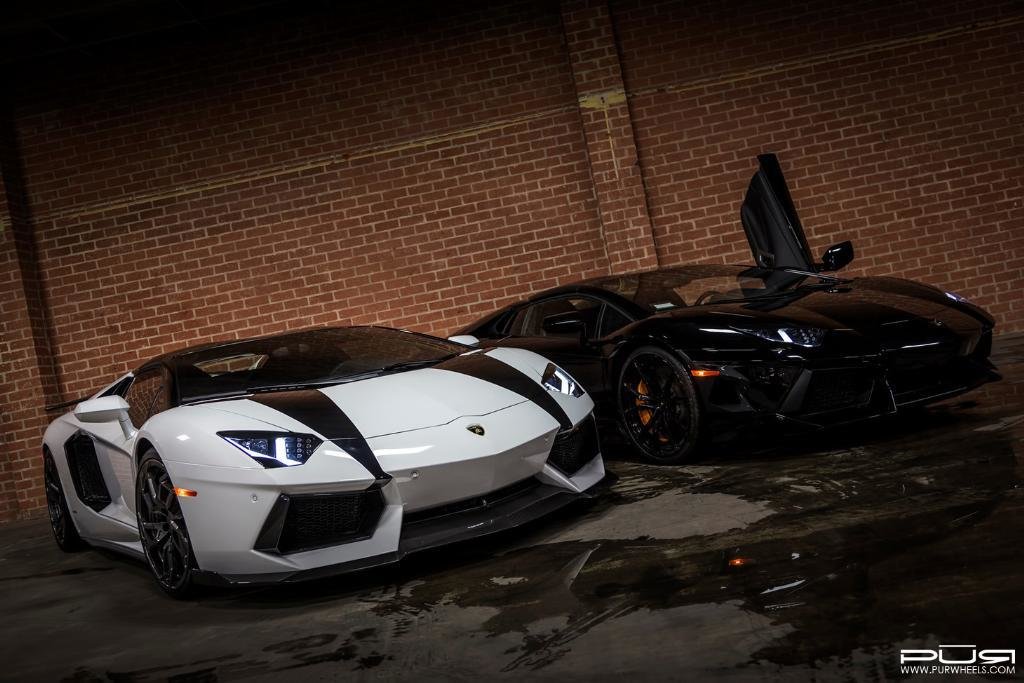 5677581098LAMBORGHINIAVENTADOR.jpg