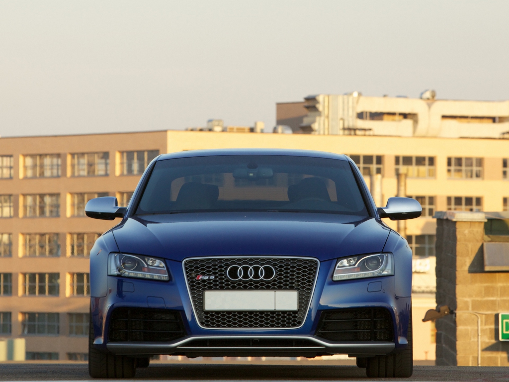 567772AUDIRS5451.jpg
