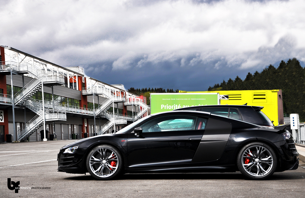 567778R8GT357ESQUIROU.jpg