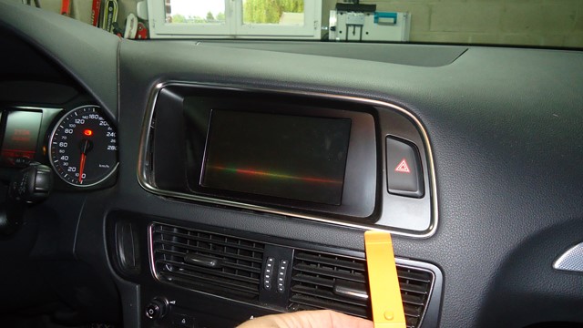 568279P34640x480.jpg