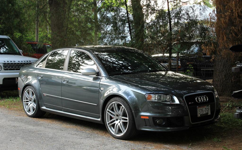569223AUDIRS41403.jpg