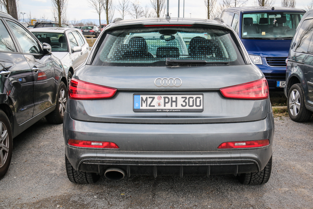 570052RSQ31189.jpg