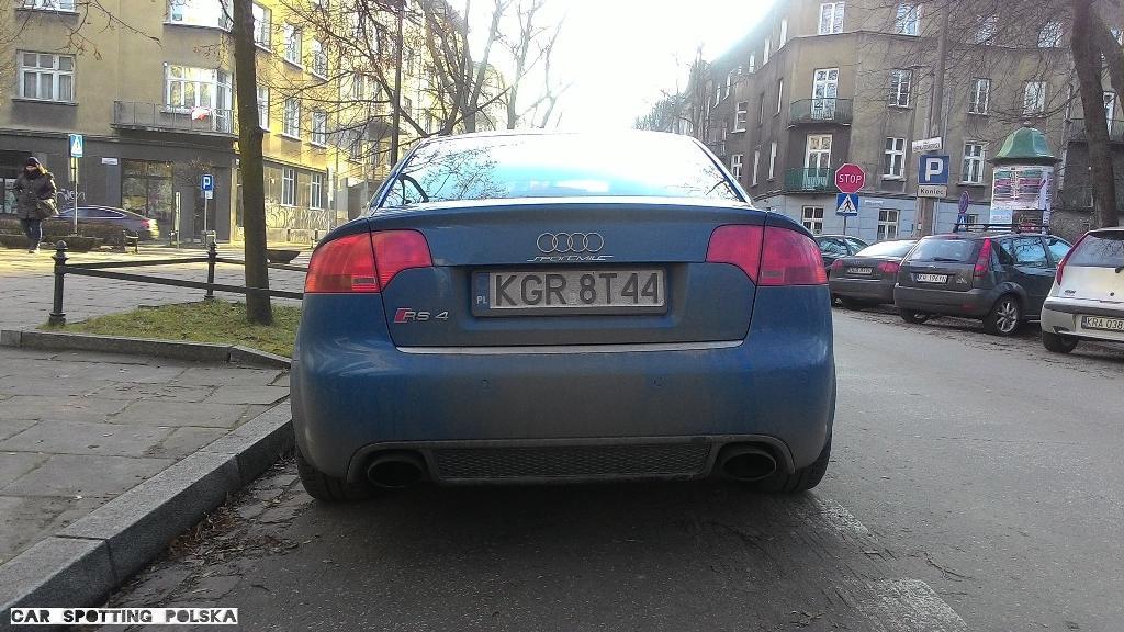 571469AUDIRS43007.jpg