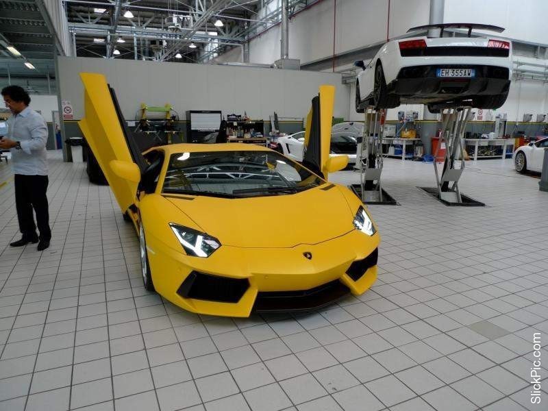574388038LAMBORGHINIAVENTADORESQUIROU.jpg