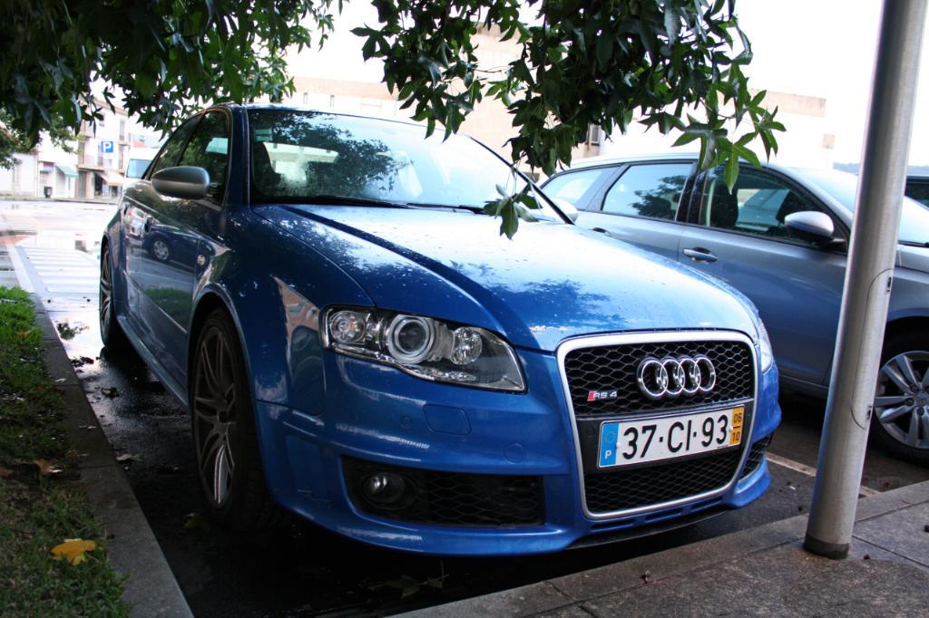 574528AUDIRS42770.jpg