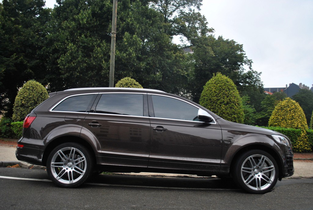 575413970Q7V12.jpg