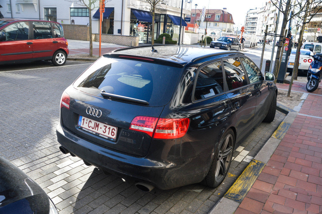 577243RS61030.jpg