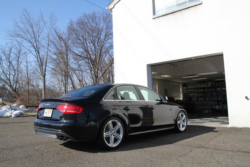 578368319S4ESQUIROU.jpg