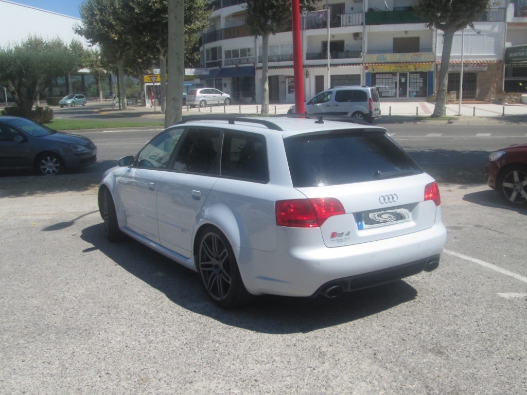 579056AUDIRS4971.jpg