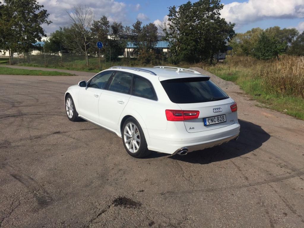 5791811251AUDIA6C7ALLROAD.jpg
