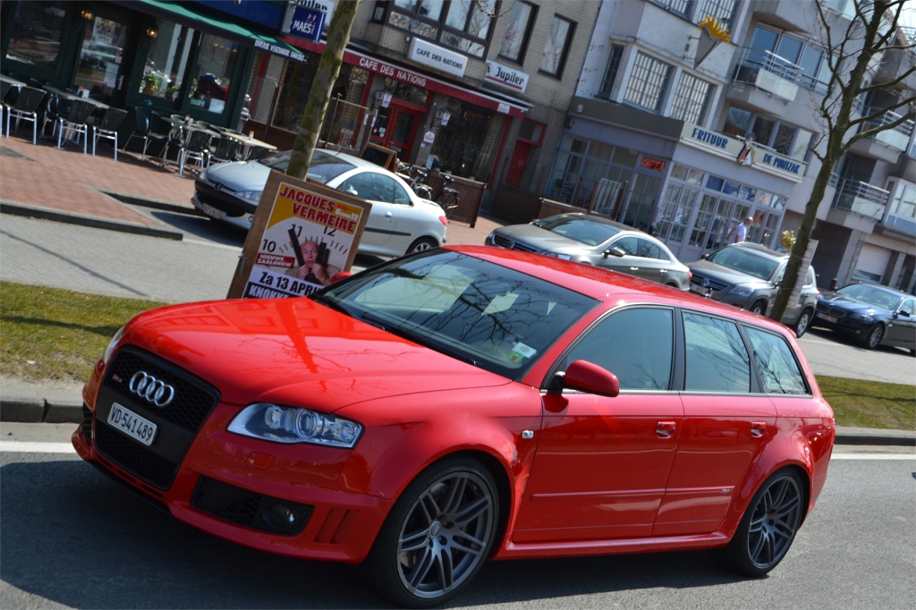 579380AUDIRS4858.jpg
