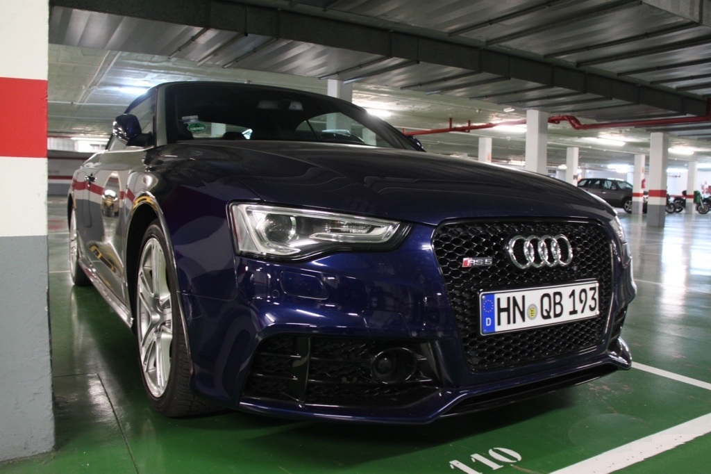 579886149RS5CABRIOLET.jpg