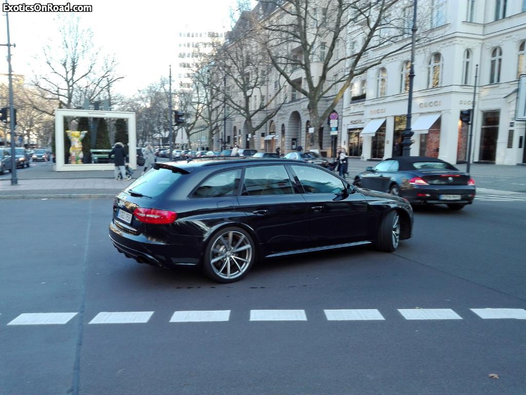 580359RS4B82414.jpg