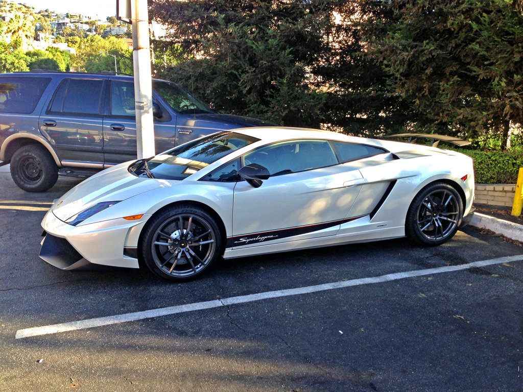 580757245LAMBORGHINI570.jpg
