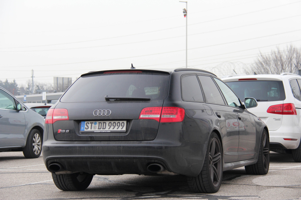 581923RS6677.jpg