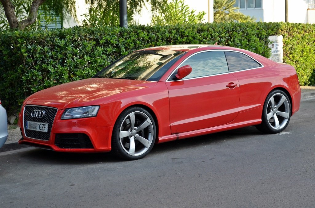 583693AUDIRS51063.jpg