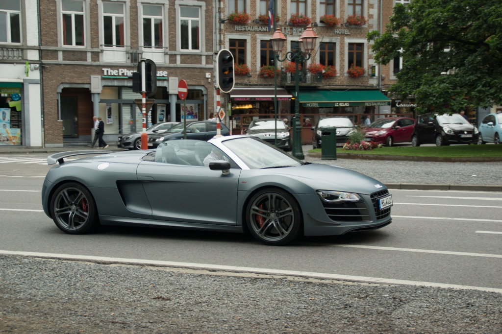 584183R8GT1101.jpg