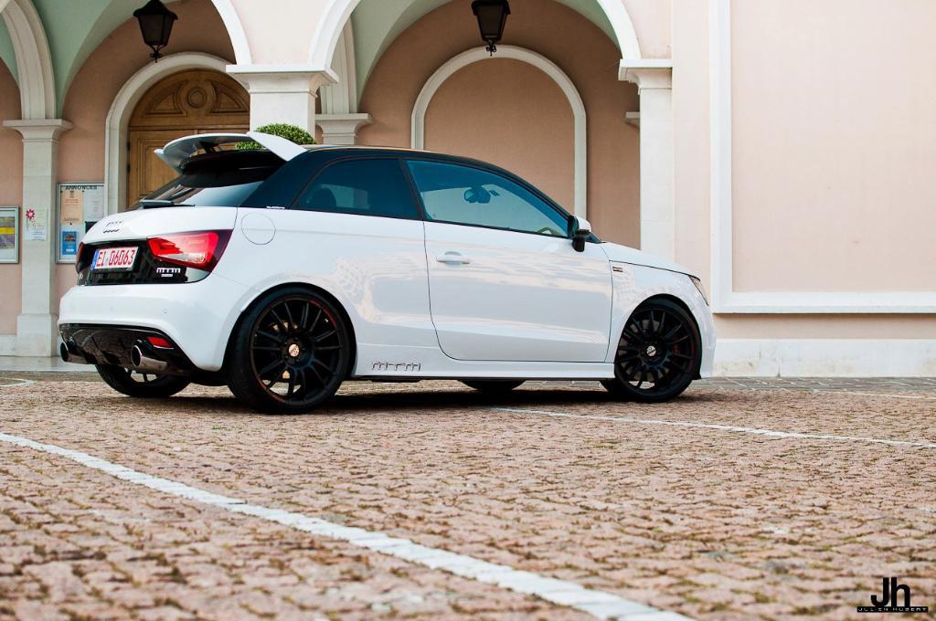 584527A1QUATTRO330.jpg