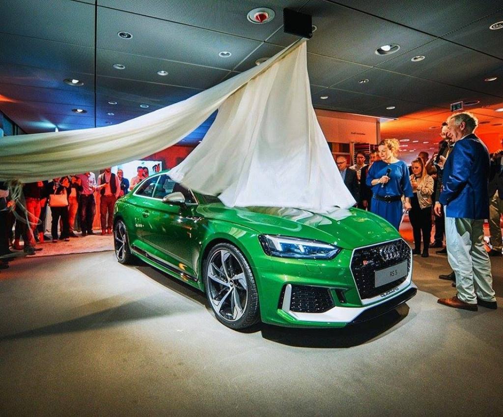 585108RS5B90094.jpg